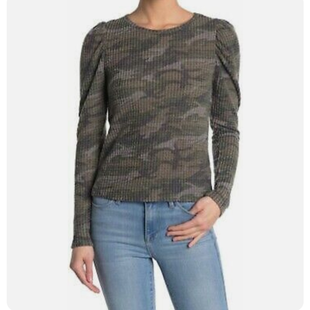 Good Luck Gem Pullover